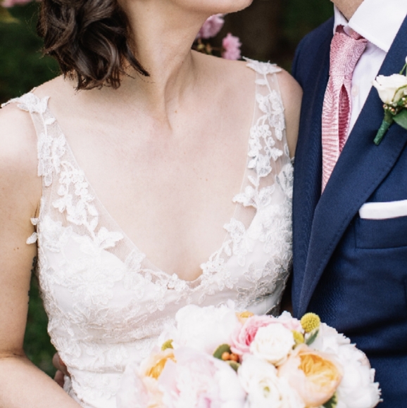 Rebecca Schoneveld Tristan Ivory Lace Wedding Gown - Picture 6 of 7